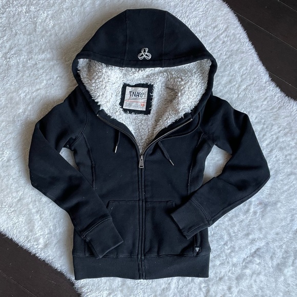 ARITZIA TNA Pacific Sherpa lined Hoodie size XS, black - Picture 2 of 8